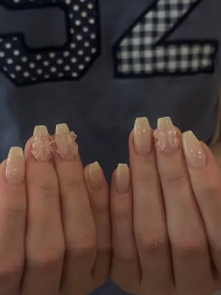 ネイル h i n a 🪽のネイルデザイン