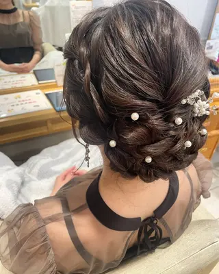 ロング ヘアアレンジ 小柳 夏美のヘアスタイル