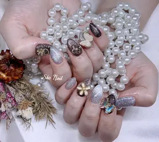 ネイル She   Nail所属・ISA_ BELLAのネイルデザイン