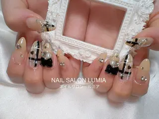 ネイル ネイルサロン ルミア Lumia 店長のネイルデザイン