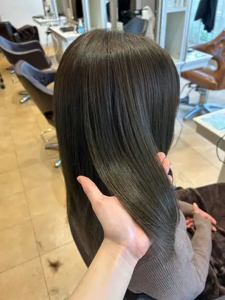 カラー 今中 紗英のヘアスタイル