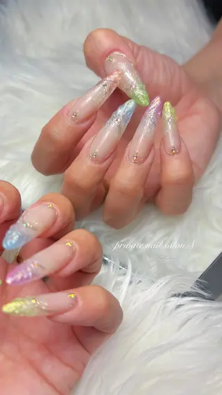 ネイル 関山 志乃のネイルデザイン