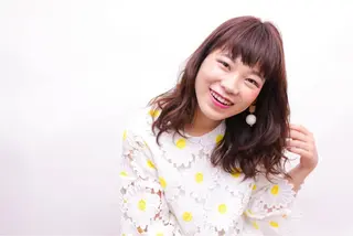 セミロング 大久保 結加のヘアスタイル