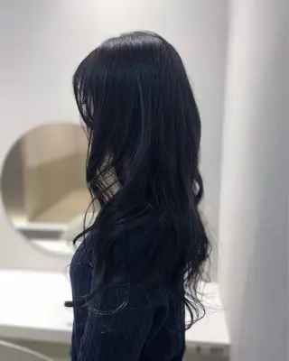 ロング カラー 佐野 えり奈のヘアスタイル