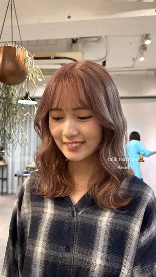 ミディアム カラー Lomalia Rukaのヘアスタイル