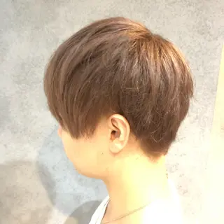 ショート カラー Minami🩵 新宿のヘアスタイル