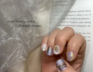 ネイル LAVISH nail salonのネイルデザイン