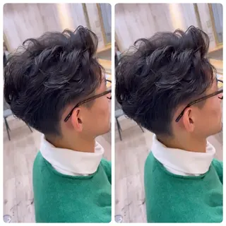 ショート 飯星慧斗 /ブリーチ、縮毛矯正のヘアスタイル