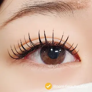 マツエク・マツパ Room beautysalon所属・Room   〔 YUI 〕のマツエク・マツパデザイン