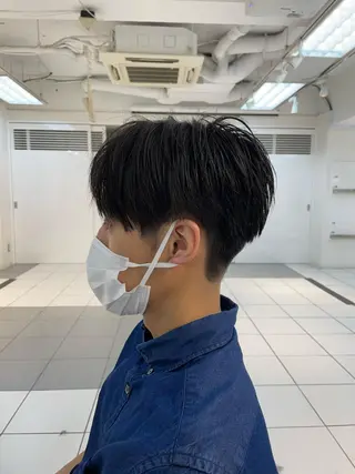 メンズ 🐬脱白髪染めカラー 清水大世🐬のヘアスタイル