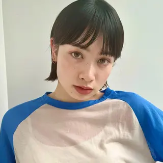 ショート あやめ【顔まわり/レ イヤー/柔らかカラ】のヘアスタイル