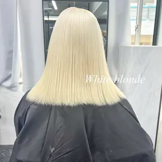 セミロング カラー シールエクステ特化 ハイトーン、NANAのヘアスタイル