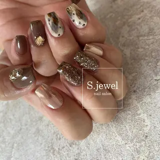 ネイル S♡JEWEL所属・S. JEWELのネイルデザイン