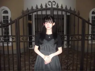 ロング カラー AIRA/ブリーチ ‪/透明感カラーのヘアスタイル