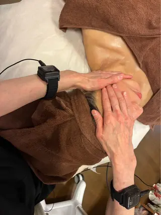 private salon AZU所属・小林 朋美のエステ・リラクイメージ