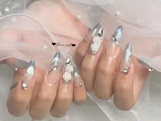 ネイル 〜Shine Nail〜【サイナネイル】パラジェル／ 長さだし／持ち込み／ワンホン／フィルイン所属・shine 🎀 長さだし&デザインのネイルデザイン