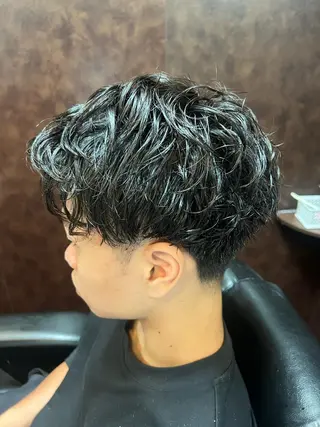 ショート パーマ メンズ 圓子 快のヘアスタイル