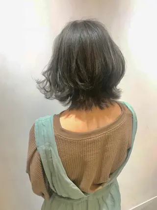 ショート カラー 🐺ウルフ/レイヤー 似合わせ‎🤍沙羅のヘアスタイル