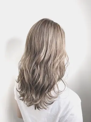 ロング カラー 井手 伸哉のヘアスタイル