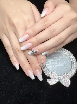 ネイル ENsalon akiのネイルデザイン