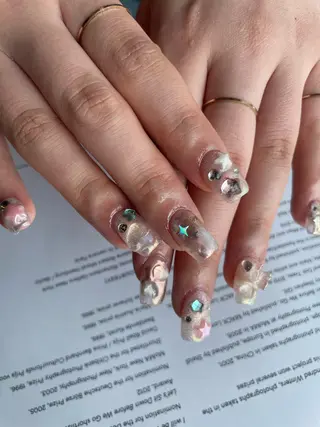 ネイル shion .のネイルデザイン