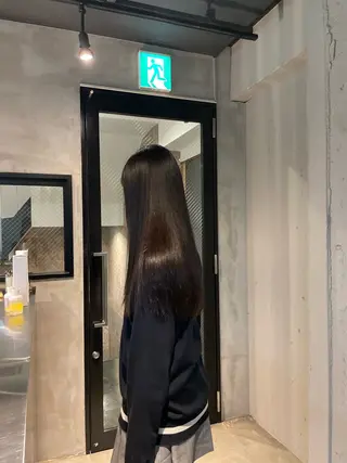 ロング 透明感・美髪 monsoワニベユナのヘアスタイル