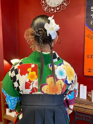 ロング ヘアアレンジ 小日向 沙織のヘアスタイル