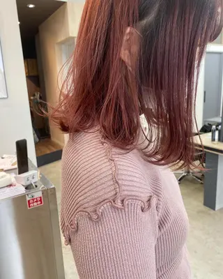 セミロング カラー オリーブ/アッシュ やわらか透明感カラーのヘアスタイル