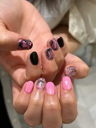 ネイル ꪆৎ平行アーチ ྀི ワカナの眉毛・アイブロウイメージ