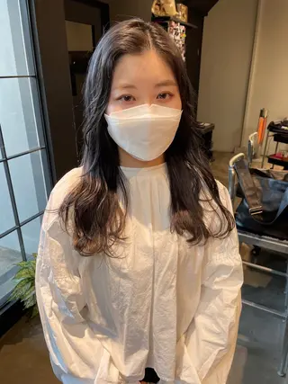 ミディアム fubuki🪷 似合わせカットカラーのヘアスタイル