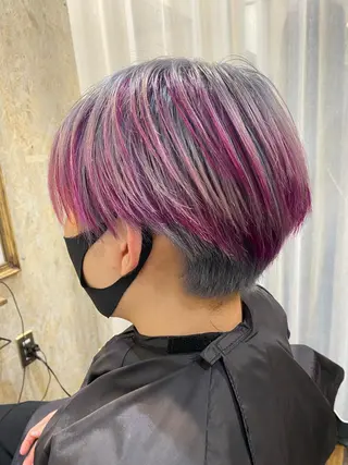 ショート カラー Tsuyoki .のヘアスタイル