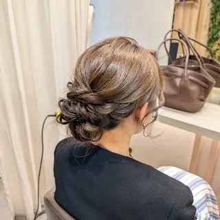 セミロング ヘアアレンジ koto💭 コトのヘアスタイル