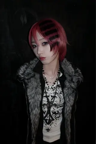 ショート Null 表参道所属・岩下昂世/ ハイトーン/デザインのヘアスタイル