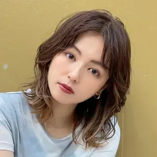 ロング カラー 透明感ワンカラー/ AKARIのヘアスタイル