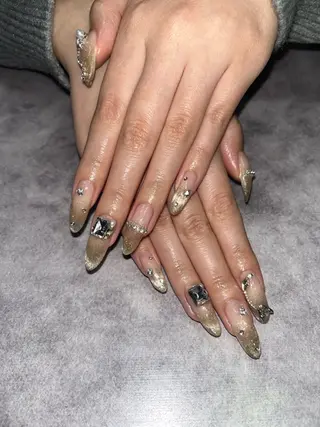 ネイル rino  nail所属・坂 しおのネイルデザイン