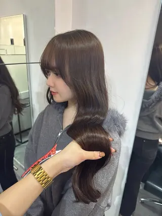 ロング カラー Labo by ahnkism所属・FUUMI /艶髪/透明感カラーのヘアスタイル