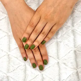 ネイル Luna 烏丸店所属・竹田 美羽のネイルデザイン