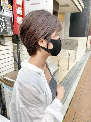 ショート カラー 杉村 未来のヘアスタイル