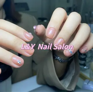 ネイル L&Y Nail🎀 思雪のネイルデザイン