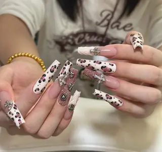ネイル D-BEAUTY Nailsalonのネイルデザイン