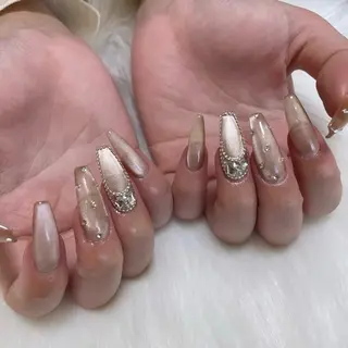 ネイル 岩﨑 美沙のネイルデザイン