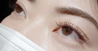 マツエク・マツパ 💜bora .のネイルデザイン