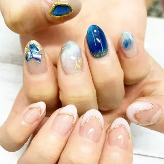 ミディアム ネイル リラネイル Aikenのネイルデザイン