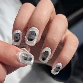 ネイル Nico所属・Nico🌛 Karenのネイルデザイン