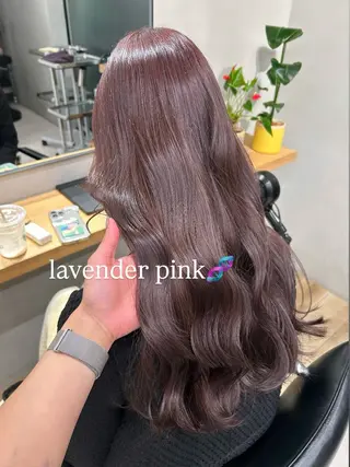 カラー moeka 表参道のヘアスタイル