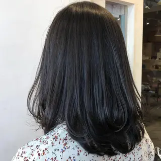 セミロング カラー モテ髪×トレンド💕 小顔レイヤー 金井のヘアスタイル