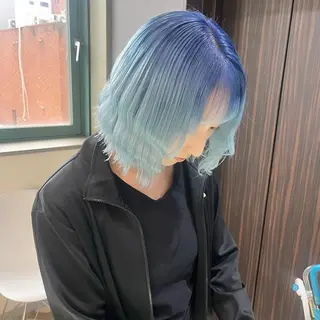 カラー ユイ☆ハイトーン ☆ブリーチデザインのヘアスタイル