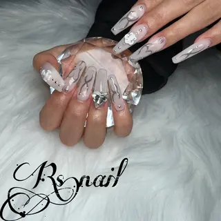 ネイル 加藤 麗華のネイルデザイン