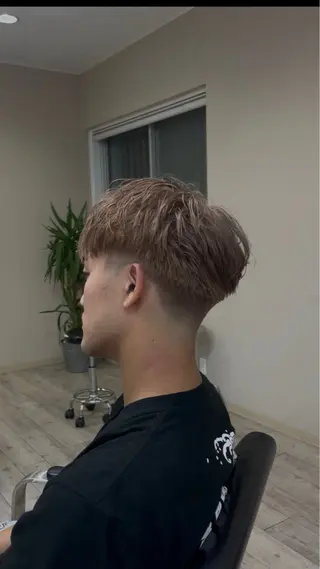 ショート TIDEHAIR 志羽のヘアスタイル