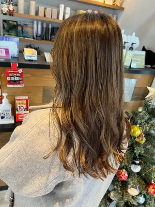 セミロング カラー 髪質改善美容室Lust所属・美容室Lust💚 嶋崎　鷹のヘアスタイル